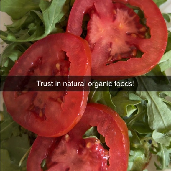 Meet your Posher, Rae - Picture 4 of 13